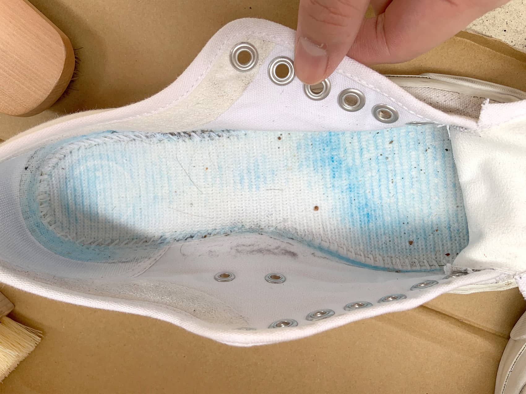 靴の中もかなり汚れています！