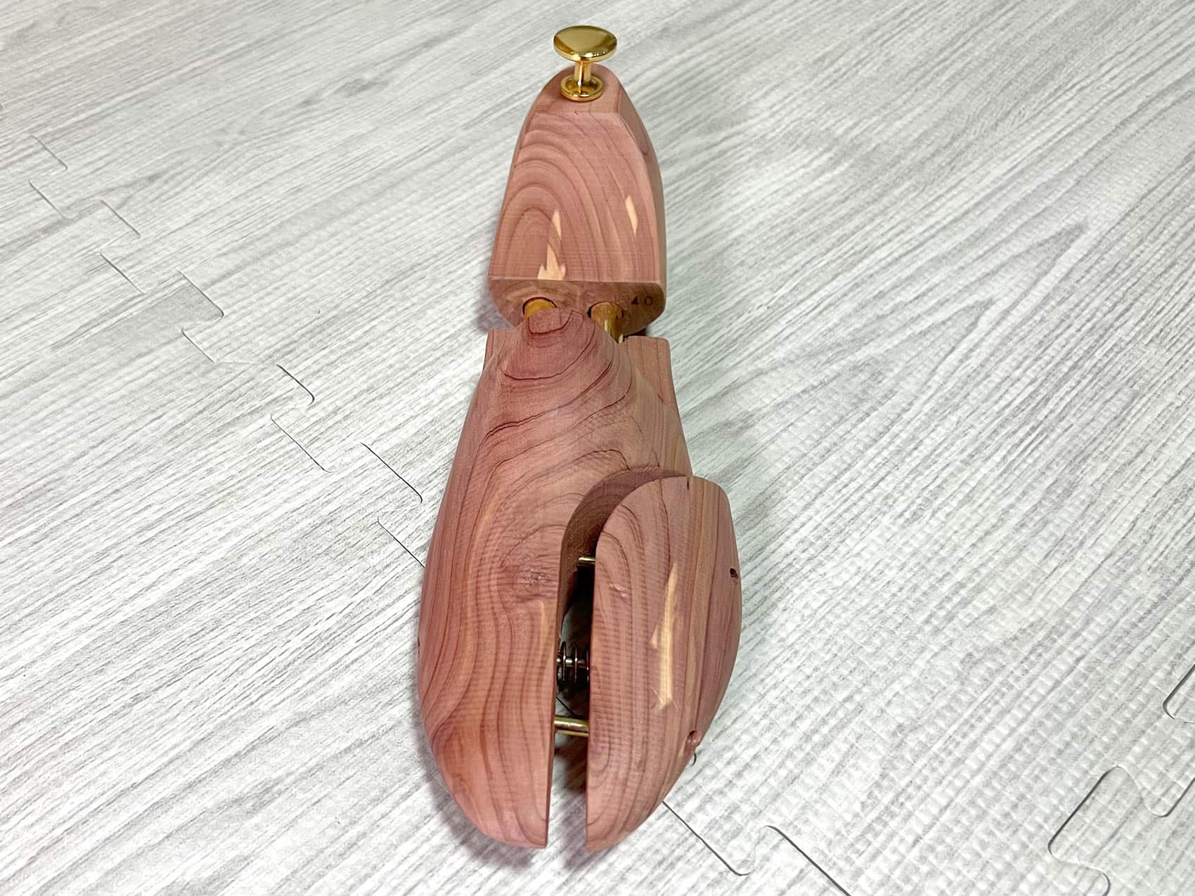 Glossychoeの木製シューキーパー