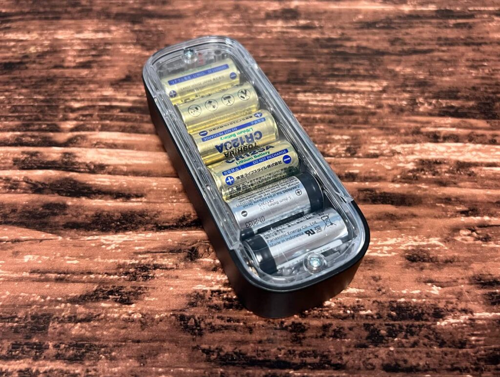 SESAMEフェイスProは電池の本数によって持続時間が大幅アップ!