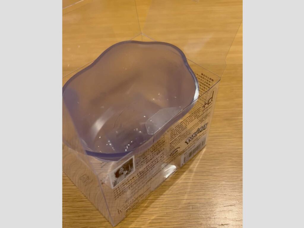 パッケージを利用して台座を組み立てる